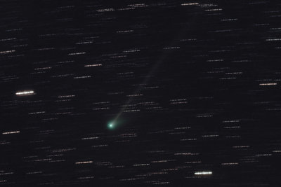 20100616_McN-2009R1_s80m25lp_1920s23_comet_1200.jpg