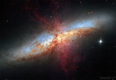 M82_HubblePathak_1080.jpg