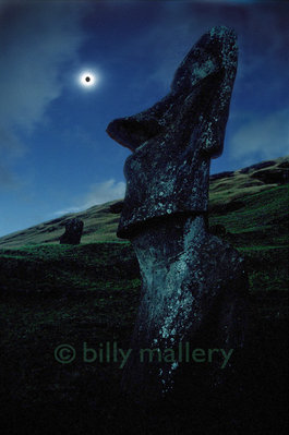 bmallery_EasterIsland_TOTALITY.jpg