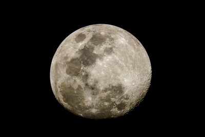 Moon 2012-10-27 _res13x400.jpg