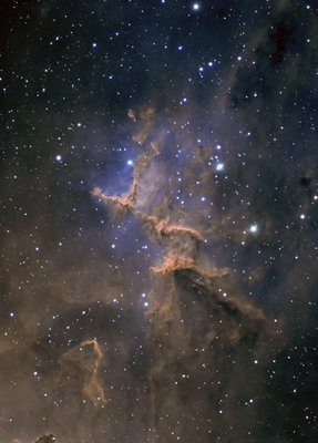 IC1805_bicolor_ver2_blurred_rgbstars_pixinsight2_asterisk.jpg