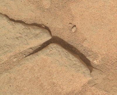 Mars rock crop.jpg