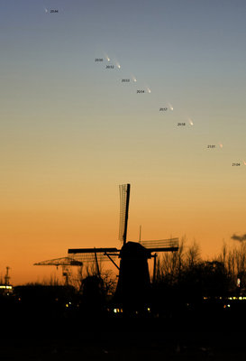 panstarrs_timelapse_annotated_small.jpg