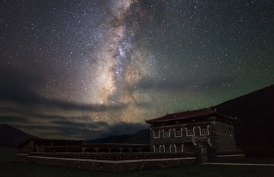 Tibet Milky Way.jpg