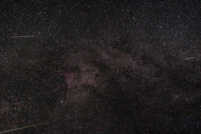 Perseid meteor shower pass by NGC7000_small.JPG