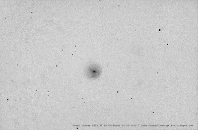 CometLinear2012X1_102613ChumackBWinvHRweb_small.JPG