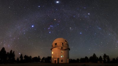 Milky Way over Yunnan Astronomical Observatory_small.jpg