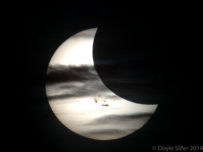 Eclipse-APOD-Airplane.jpg