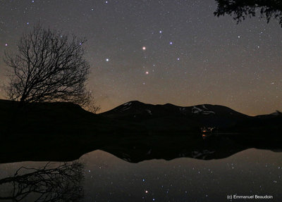 Mars-Saturn-Scorpio-04-30-16-apod.jpg