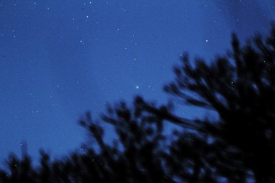 Comet_45P_Honda-Mrkos-Pajdusakova_Dec-27-2016_0544_PM_EST_Canon+ED80_480mm_8-sec_ISO_1600_resize_small.jpg