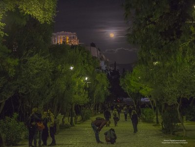 Acropolis with Supermoon 14-11-2016 v3_small.jpg