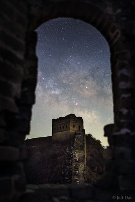 Milky way from a window of the Great Wall-1500_small.jpg