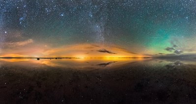Maranjab Salt lake and the night sky POD_small.jpg