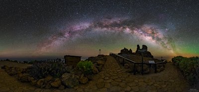 Viewpoint Roque de los Muchachos APOD_small.jpg