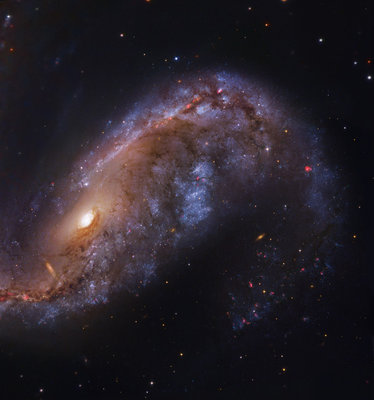NGC2442-HST-ESO-SS.jpg