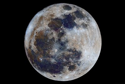 2017_10_06_almost_full_moon_2048px_small.jpg