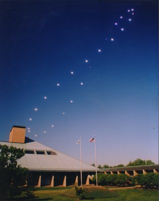 analemma_huge_jpg_smal.jpg