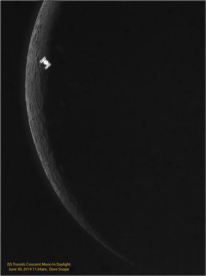 ISS_Moon_1106_115234-900x1200.jpg