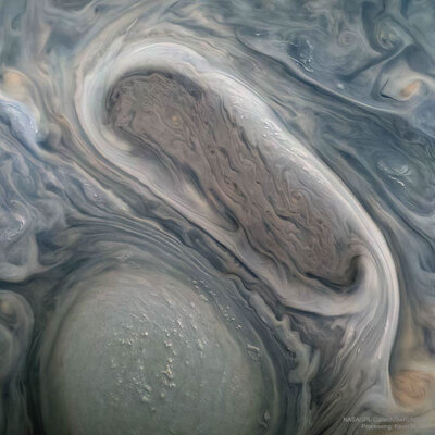 JupiterStorms_JunoGill_1024.jpg