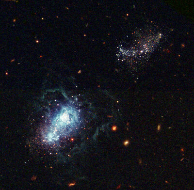 Hubble_-_infant_galaxy[1].jpg