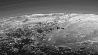 Pluto-Mountains-Plains9-17-15_1024.jpg