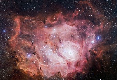 450px-VST_images_the_Lagoon_Nebula.jpg