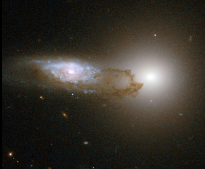 AM 1316dash241 NASA ESA Hubble Heritage.png