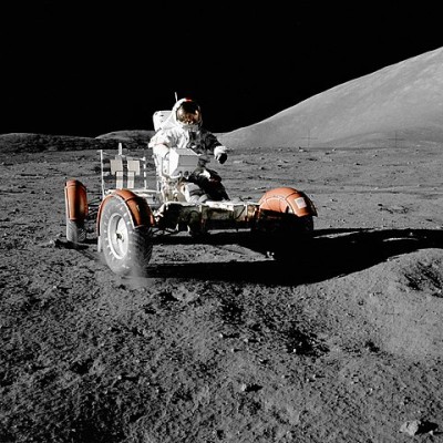 480px-NASA_Apollo_17_Lunar_Roving_Vehicle.jpg