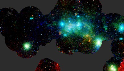 X-ray_view_of_the_Galactic_Centre_pillars[1].jpg