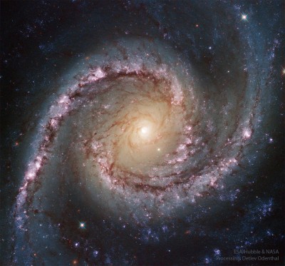 NGC1566_HubbleOdenthal_960.jpg