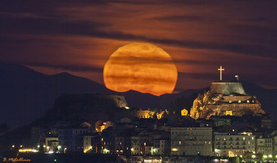 Corfu old Fortress &amp; Supermoon