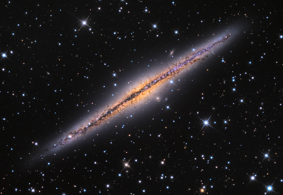 NGC 891 de canto